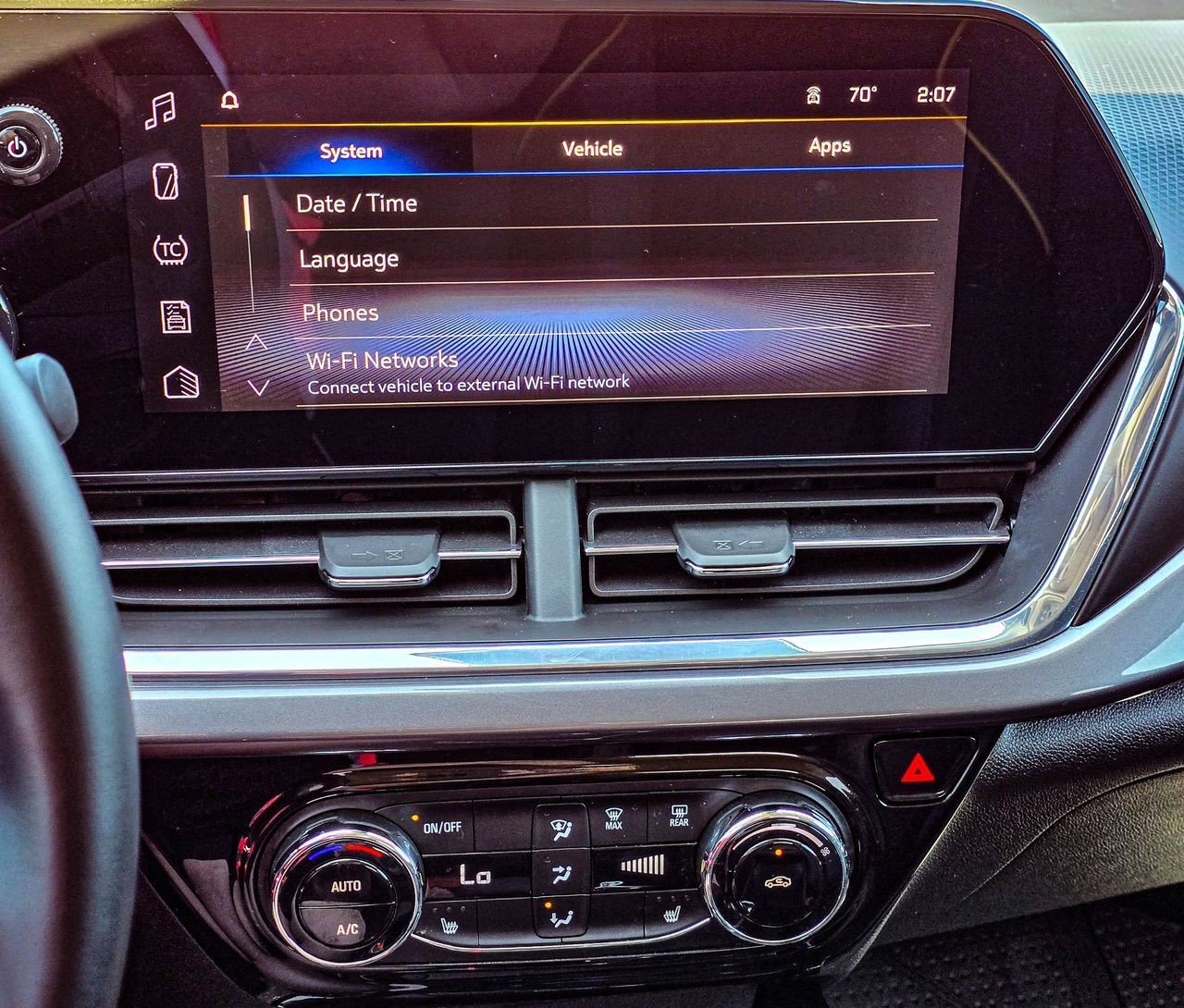 Certified 2025 Chevrolet Trax ACTIV w/ Sunroof Package image 19