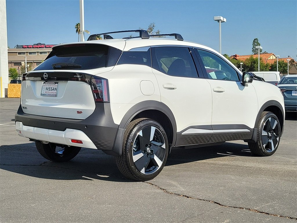 New 2026 Nissan Kicks SR w/ Cold Weather Package image 2