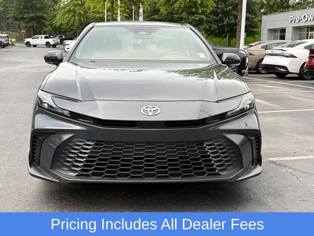 Used 2025 Toyota Camry SE w/ Convenience Package AWD/4WD image 4