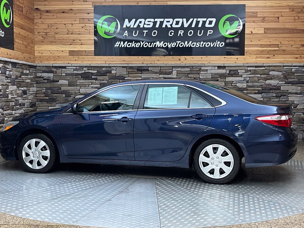 Used 2016 Toyota Camry XLE w/ Moonroof Package FWD image 6