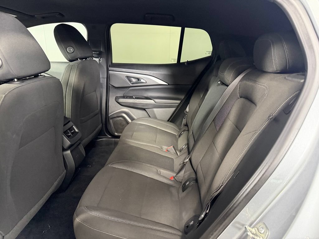 Used 2026 Chevrolet Equinox EV LT FWD image 13