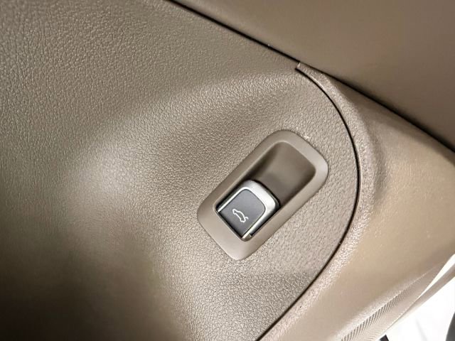 Used 2015 Audi Q5 2.0T Premium Plus w/ Technology Package AWD/4WD image 38