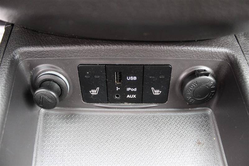 Used 2012 Hyundai Santa Fe Limited w/ Navigation Pkg 4 FWD image 20