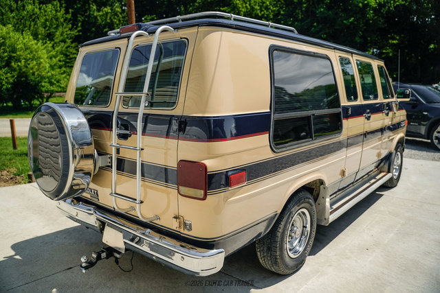 Used 1988 Chevrolet G20 RWD image 8