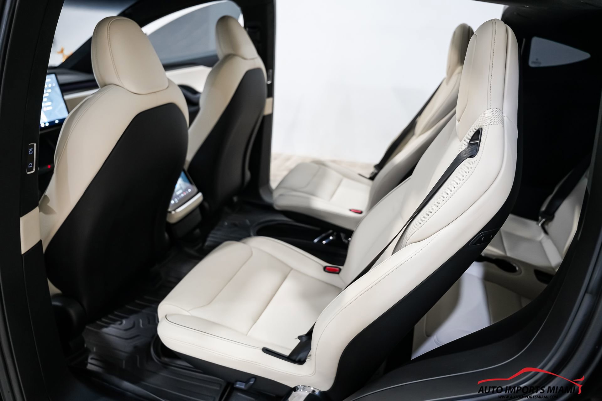 Used 2022 Tesla Model X Plaid image 52