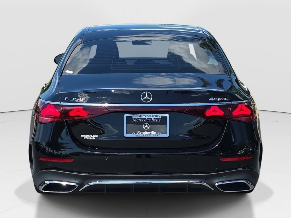 Used 2024 Mercedes-Benz E 350 4MATIC Sedan image 6