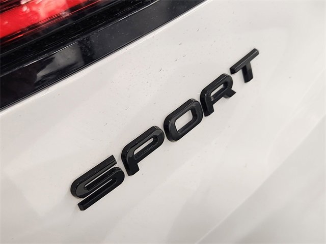 Used 2025 Land Rover Range Rover Sport SE image 13
