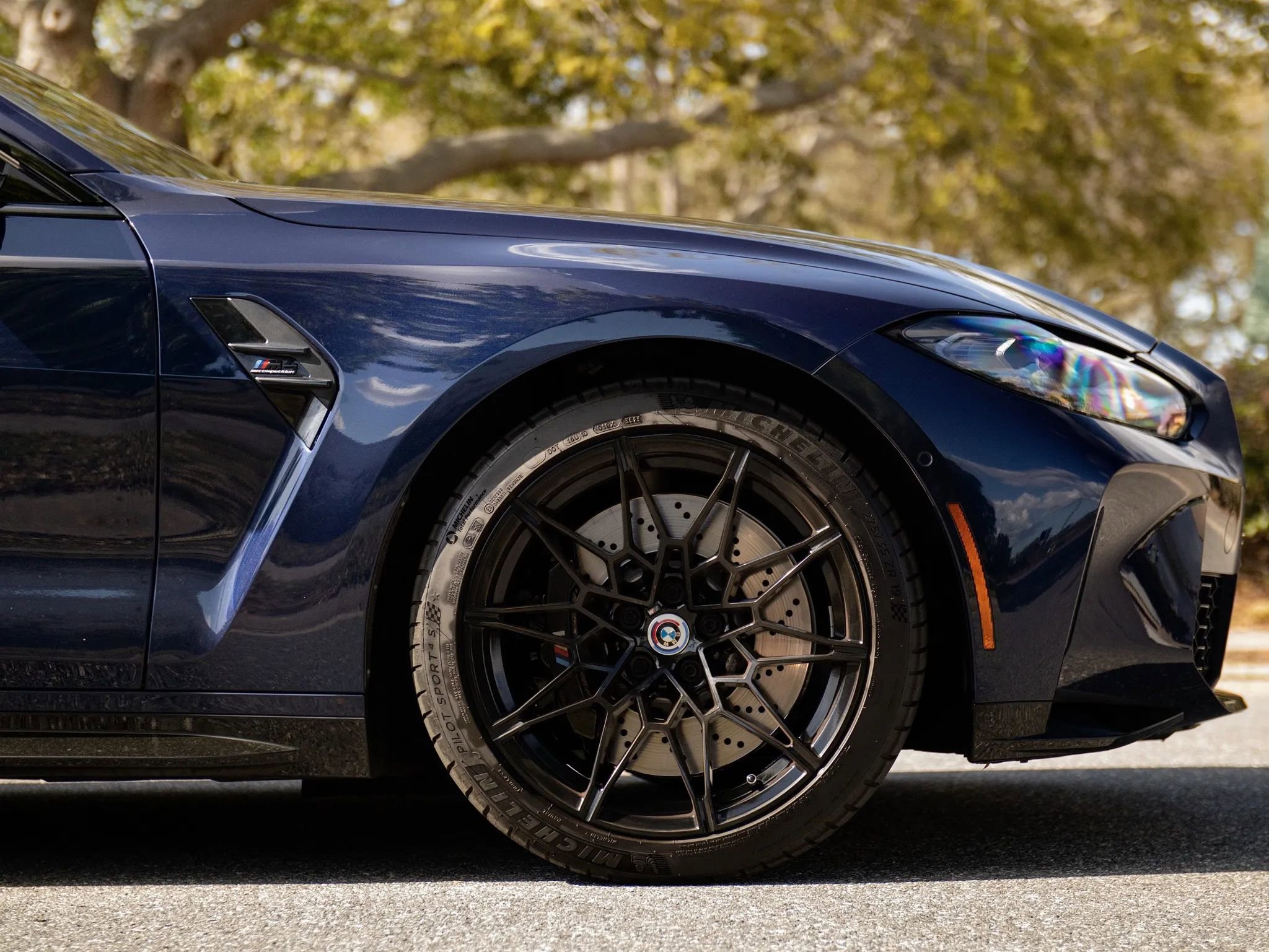 Used 2023 BMW M4 xDrive Competition image 11