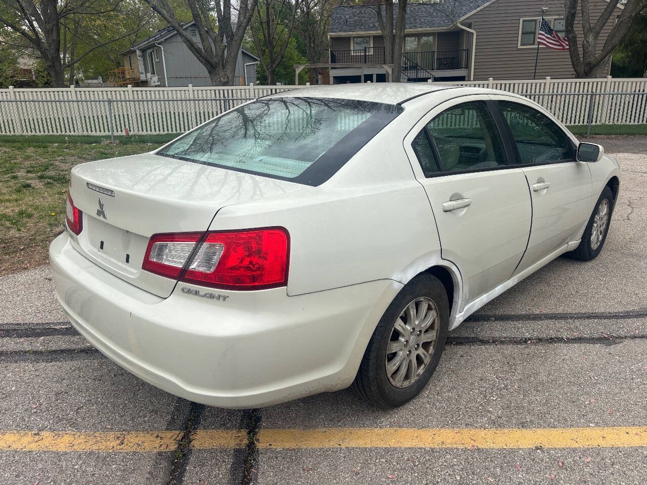 Used 2009 Mitsubishi Galant ES FWD image 6