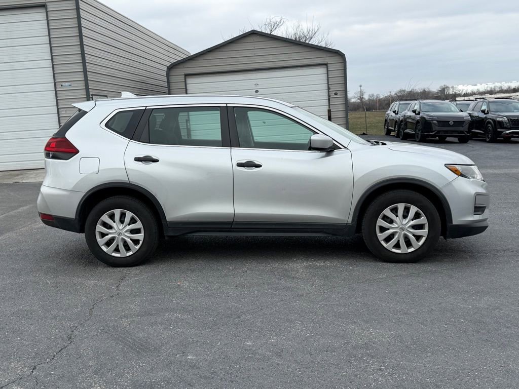 Used 2020 Nissan Rogue S image 4