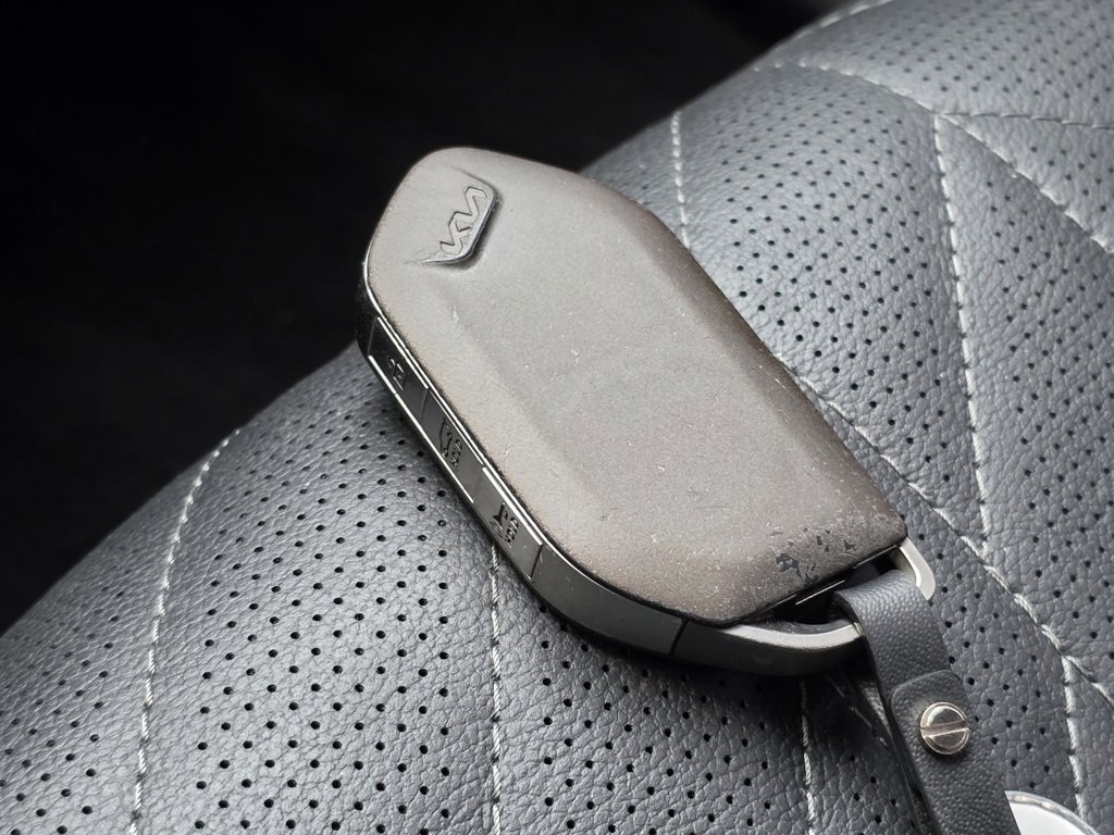 Used 2025 Kia Telluride AWD image 39