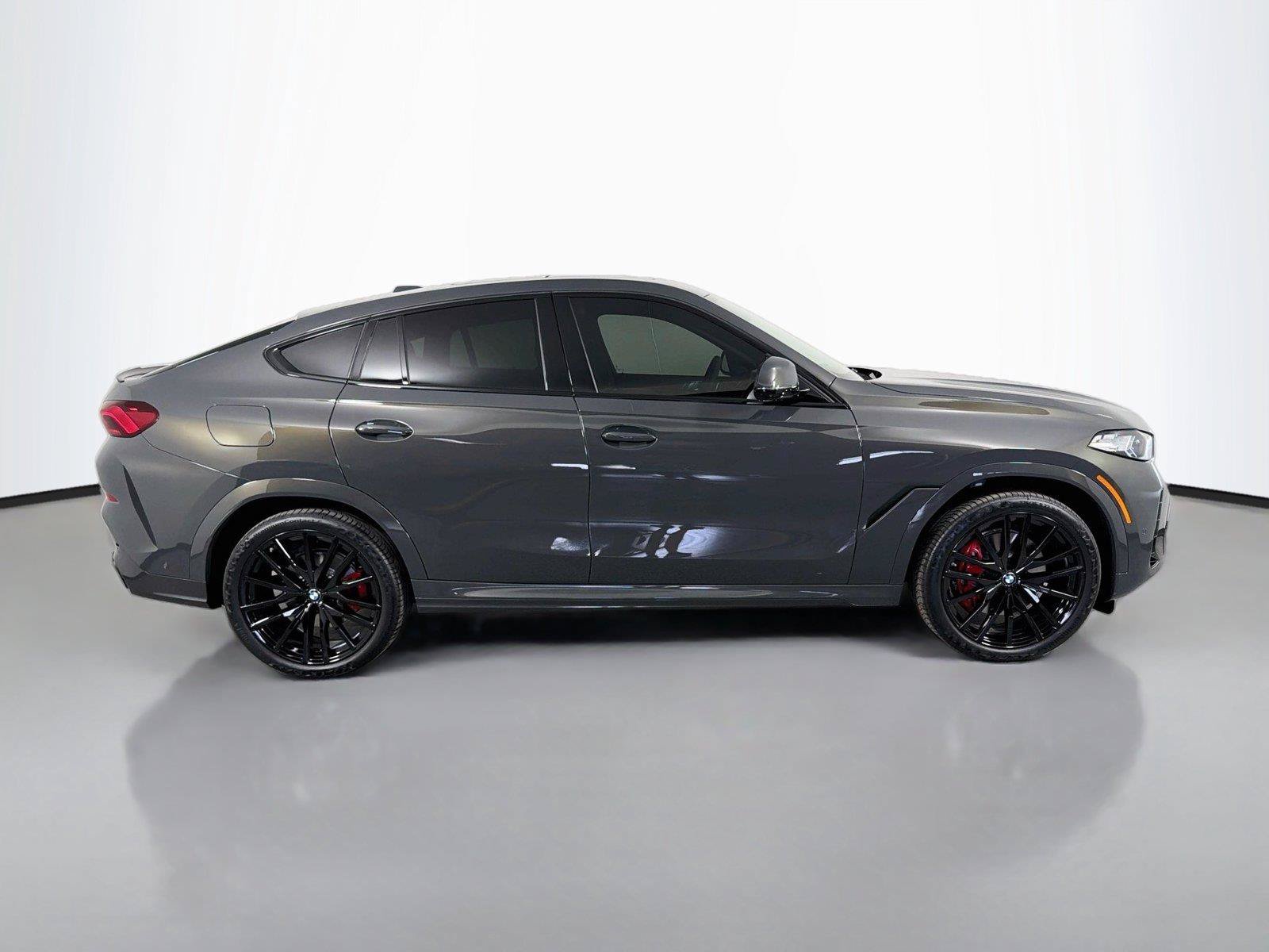 New 2027 BMW X6 xDrive40i w/ Executive Package AWD/4WD image 4