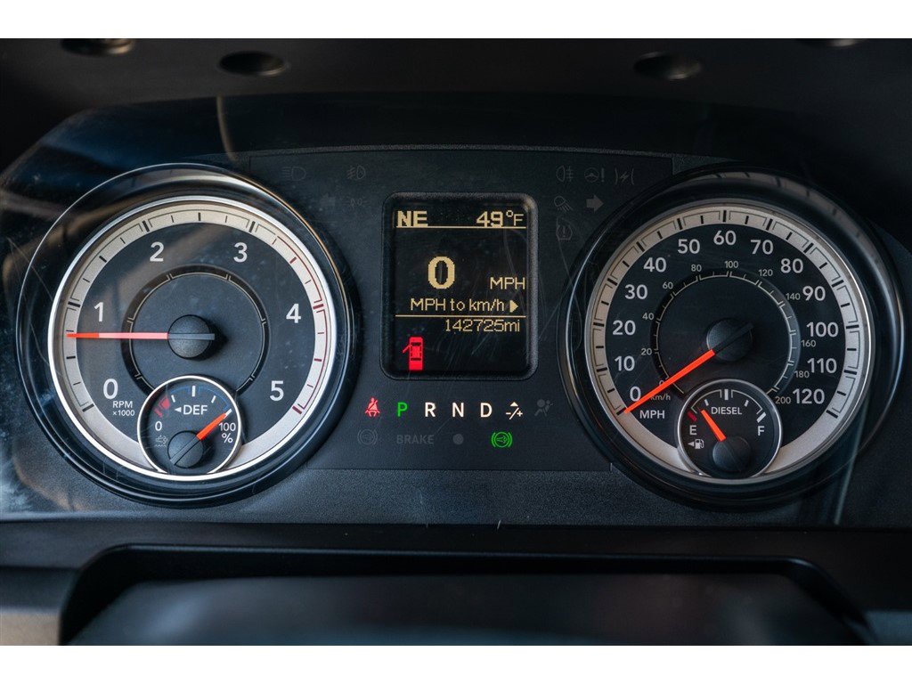 Used 2018 RAM 2500 Tradesman w/ Chrome Appearance Group image 23