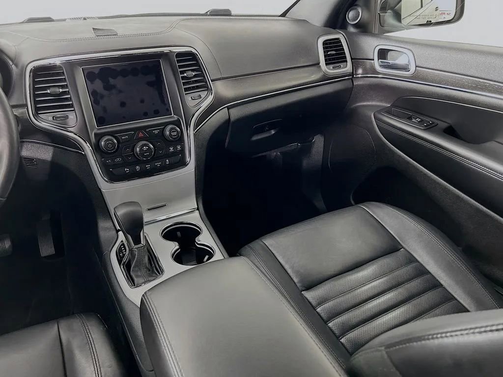 Used 2018 Jeep Grand Cherokee Limited RWD image 25