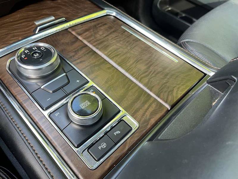 Used 2018 Ford Expedition Max Platinum AWD/4WD image 58