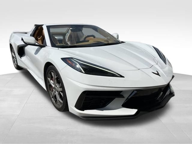 Used 2022 Chevrolet Corvette Stingray Premium Conv w/ Z51 Performance Package RWD image 2