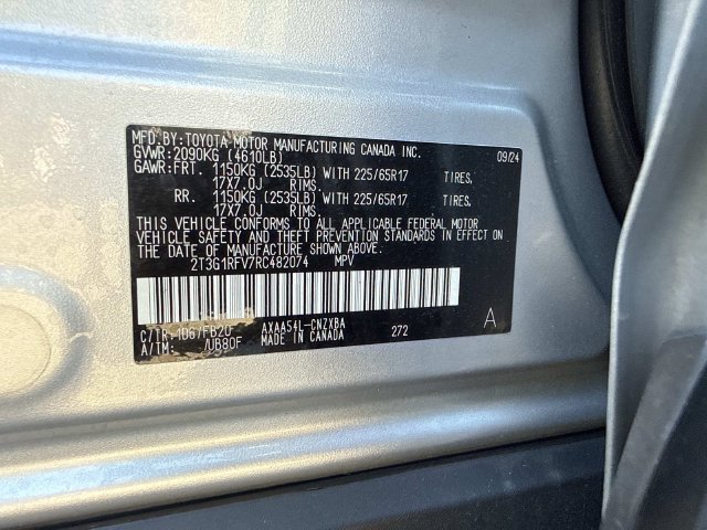 Used 2024 Toyota RAV4 LE AWD/4WD image 29