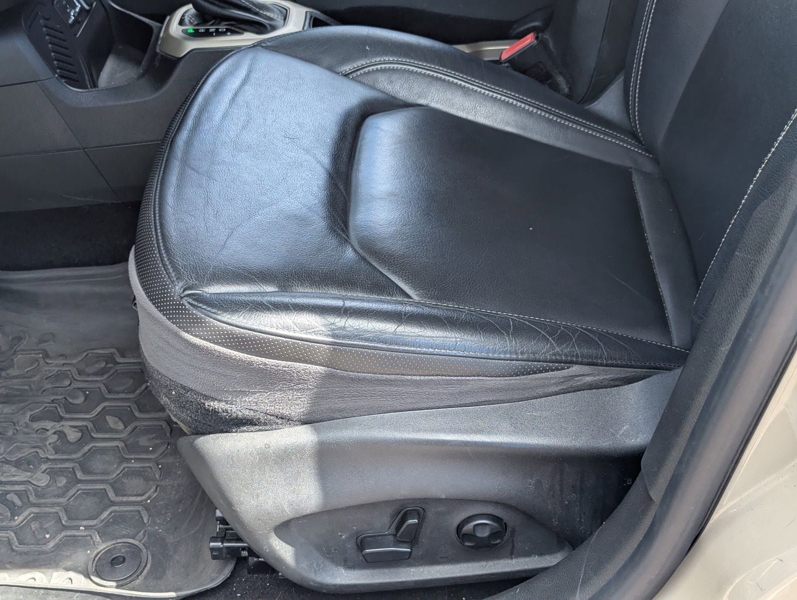 Used 2015 Jeep Renegade Limited FWD image 20