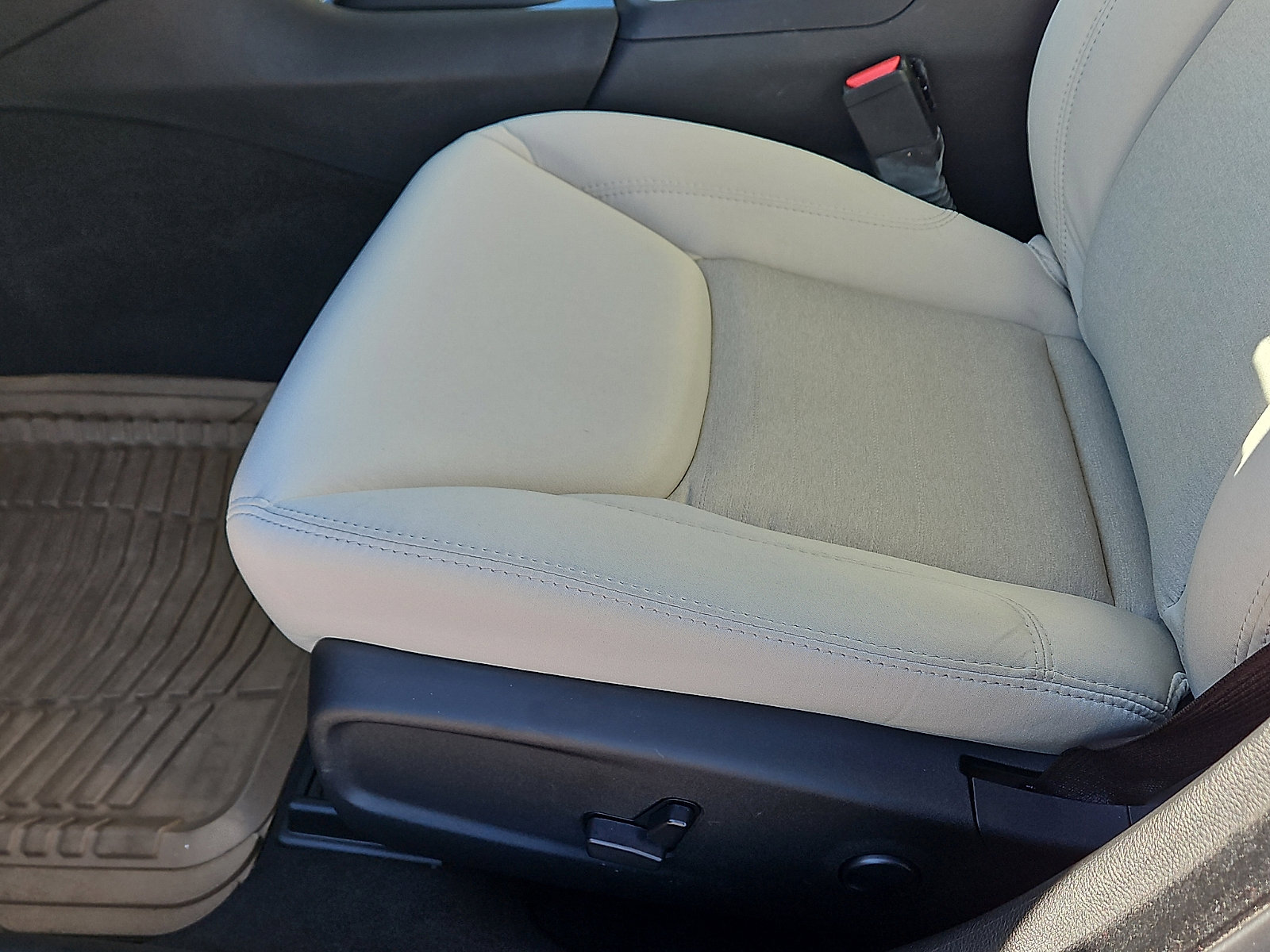 Used 2023 Chrysler 300 Touring image 13