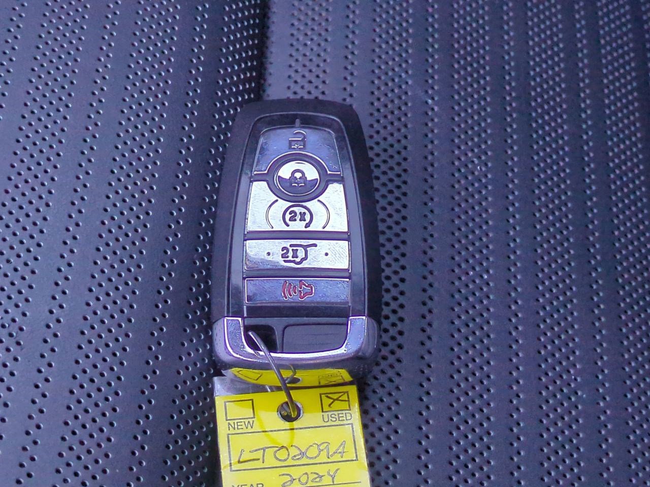 Certified 2024 Lincoln Nautilus Reserve w/ Jet Appearance Package (87T) image 29