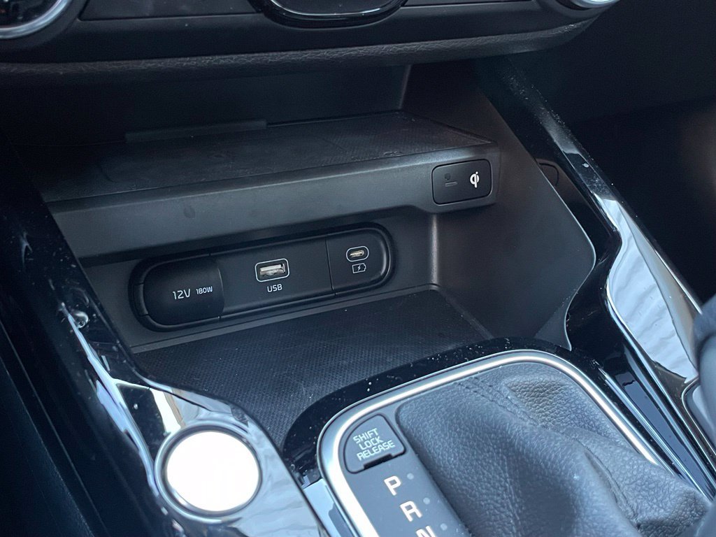 Used 2025 Kia Soul S FWD image 19