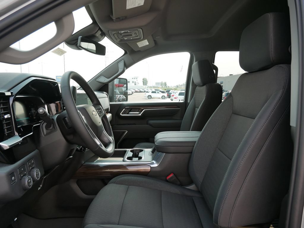 New 2026 Chevrolet Silverado 2500 LT w/ All Star Edition AWD/4WD image 14