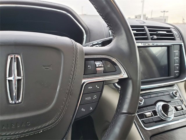Used 2020 Lincoln Continental Reserve image 14