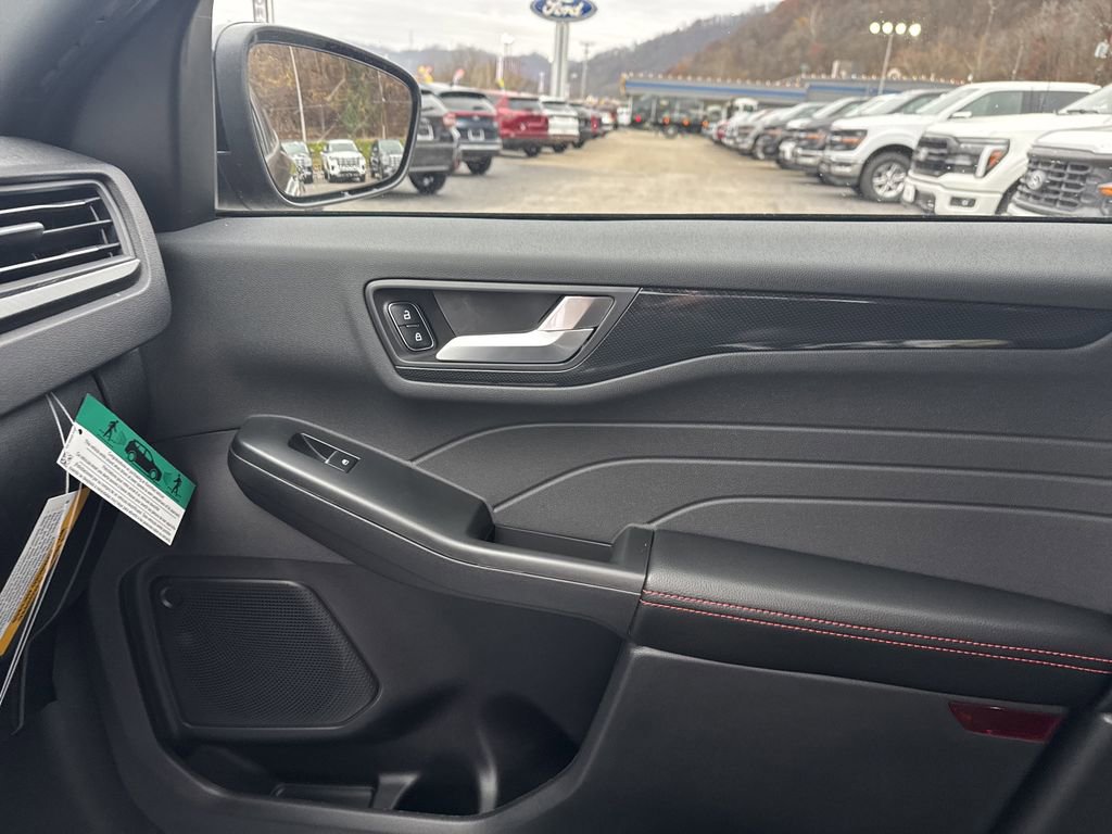 New 2026 Ford Escape ST-Line Select AWD/4WD image 24