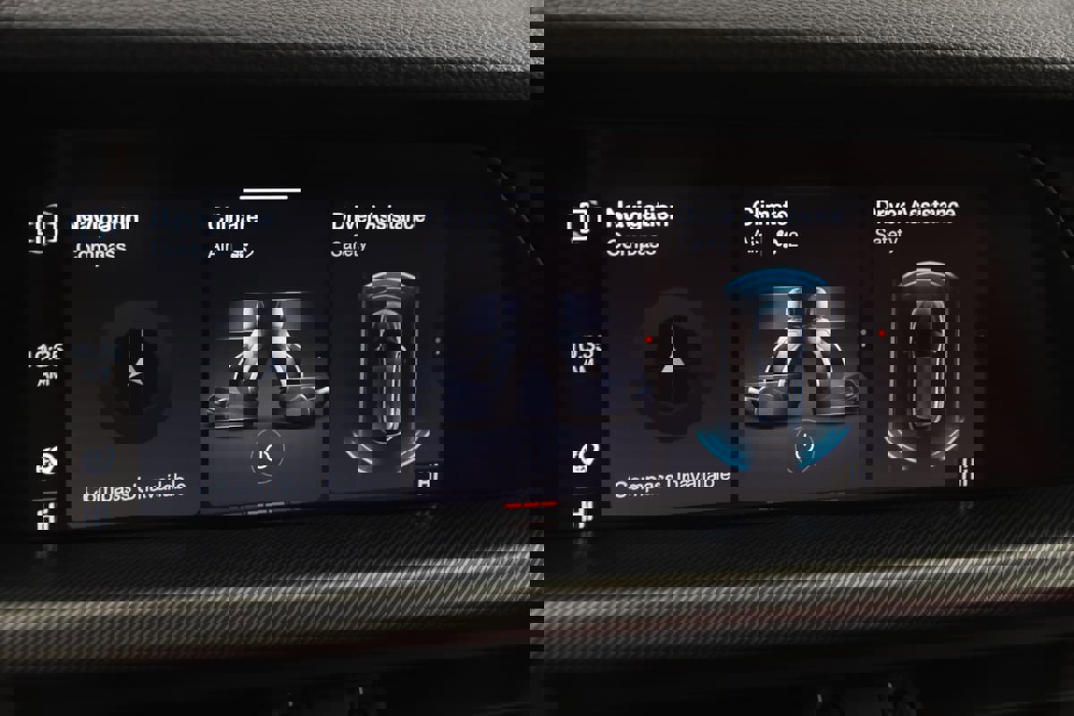 Used 2020 Alfa Romeo Stelvio Ti Sport w/ Quick Order Package 22S Sport image 35