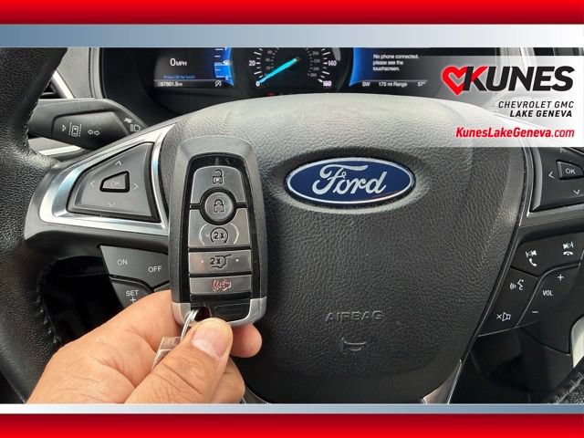 Used 2022 Ford Edge Titanium AWD/4WD image 50