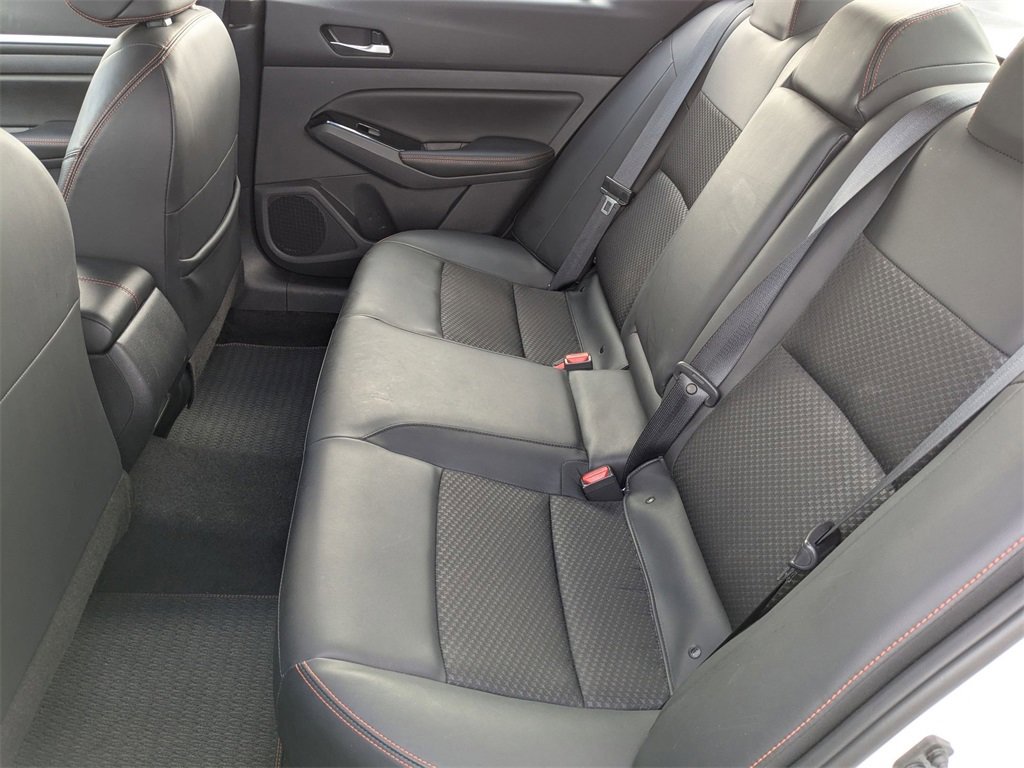 Used 2025 Nissan Altima 2.5 SR image 28