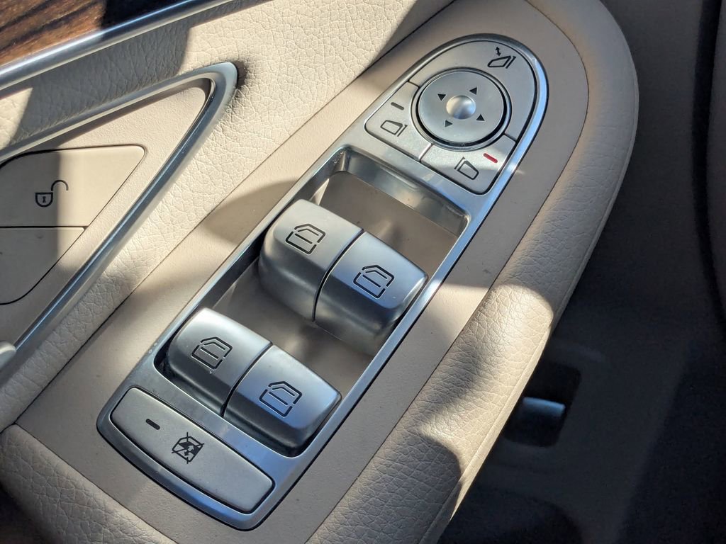 Certified 2021 Mercedes-Benz GLC 300 4MATIC image 8