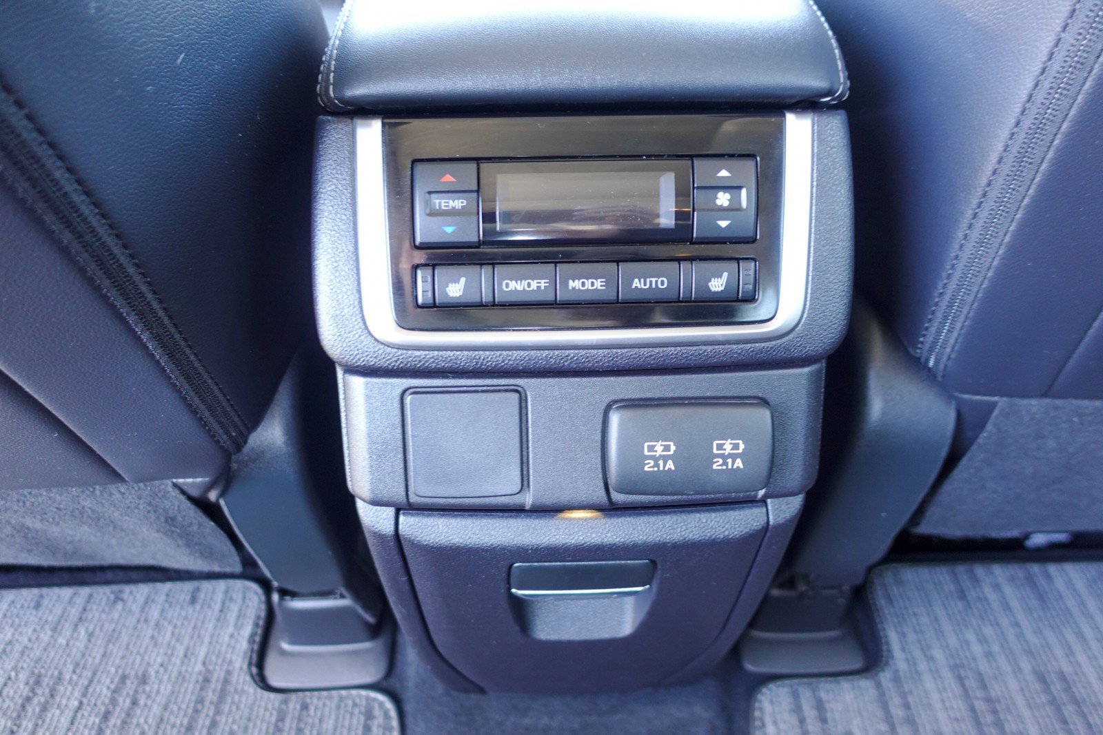 Used 2021 Subaru Ascent Limited w/ Technology Package AWD/4WD image 26