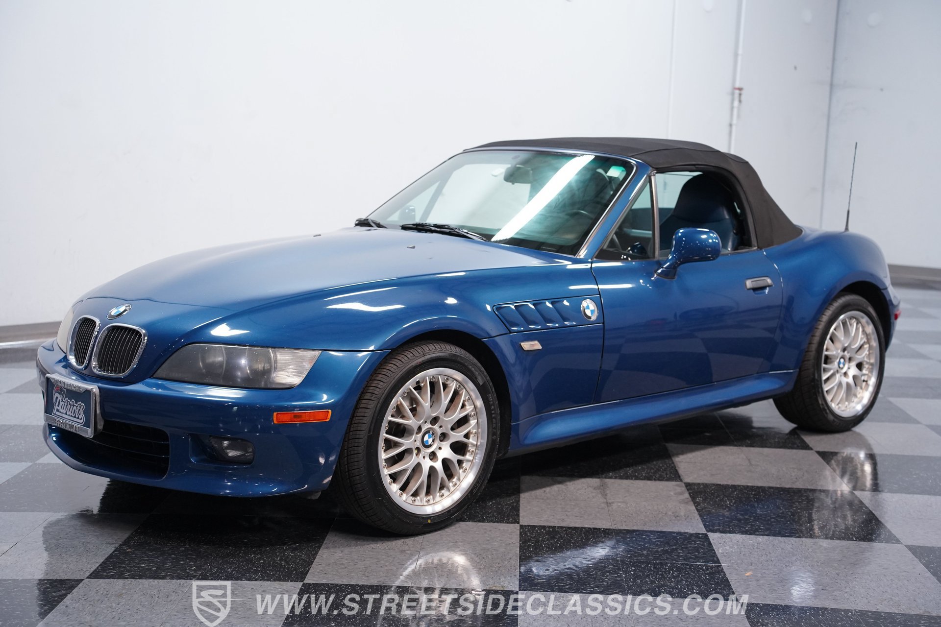Used 2001 BMW Z3 3.0i RWD image 6