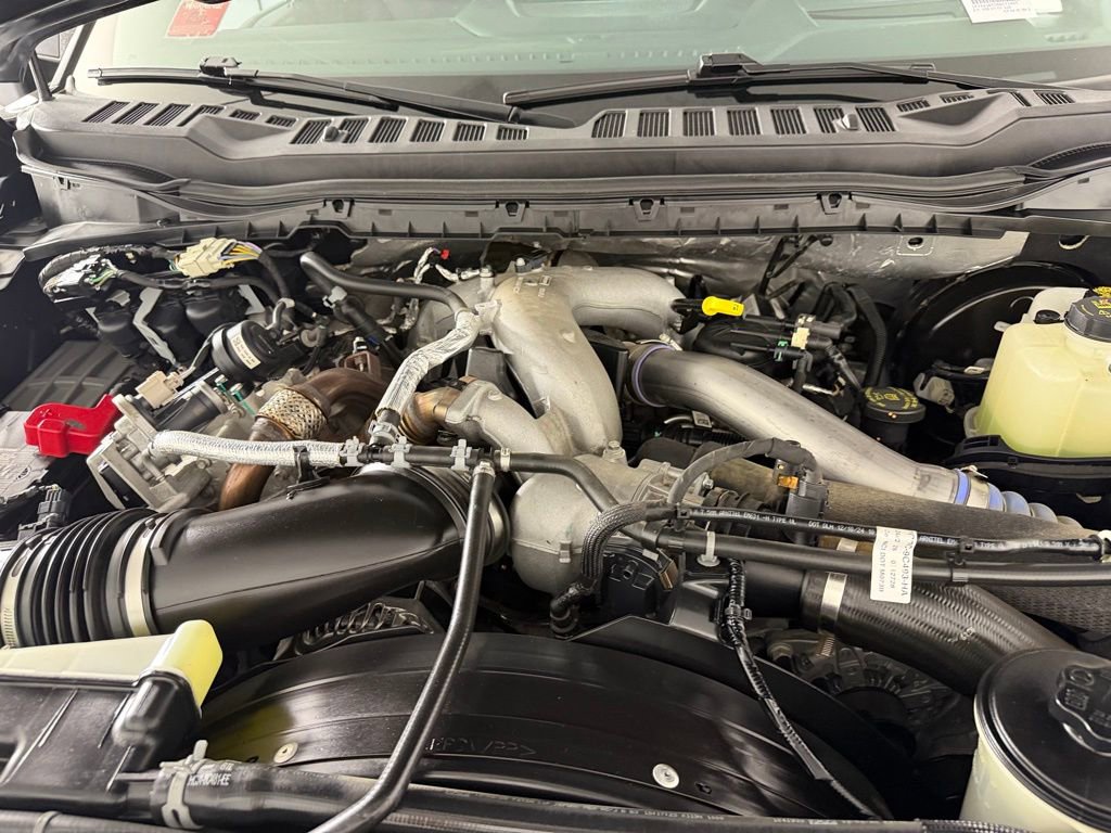 Used 2025 Ford F350 Platinum AWD/4WD image 31