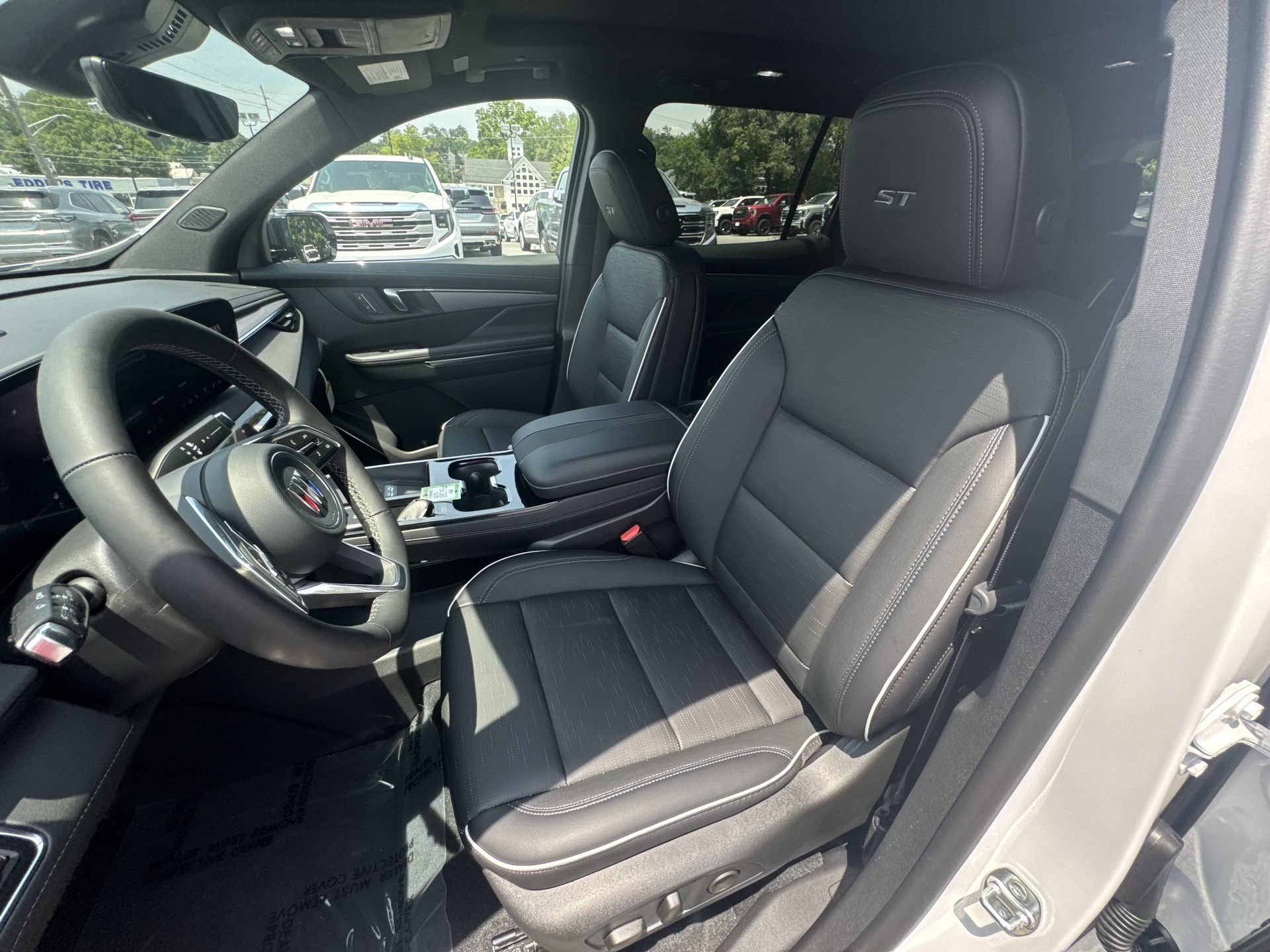 New 2026 Buick Enclave Sport Touring w/ Power Package AWD/4WD image 13