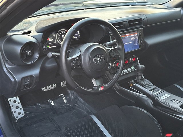 Certified 2022 Toyota GR86 Premium w/ ALL Weather Mat Package (TMS) image 15