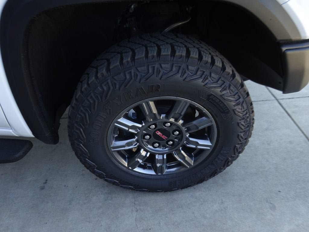 New 2026 GMC Sierra 1500 AT4X w/ LPO, Black Badging Package AWD/4WD image 12
