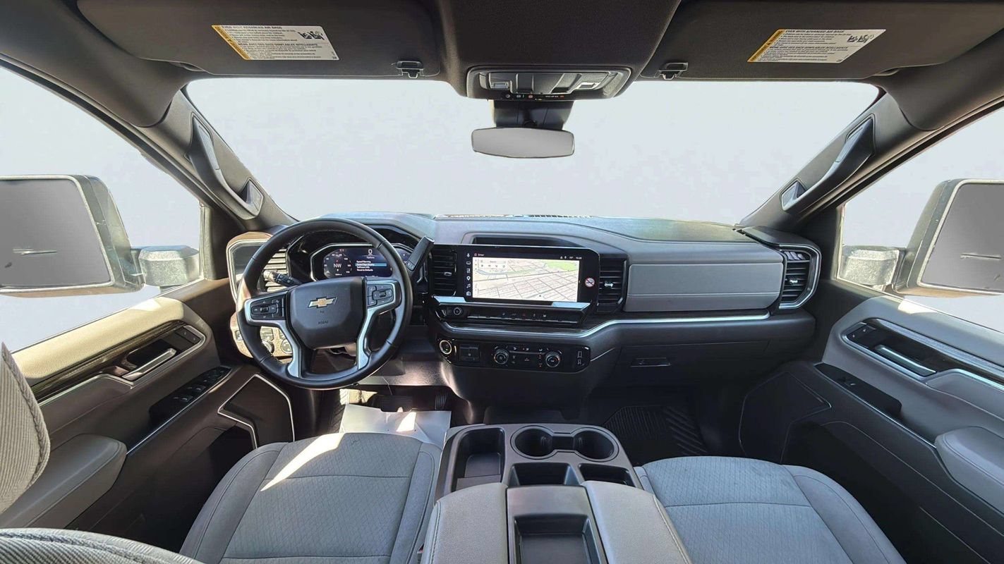Used 2026 Chevrolet Silverado 2500 LT AWD/4WD image 9