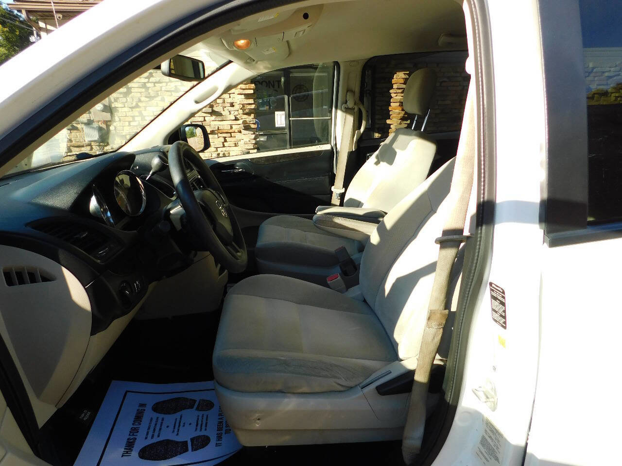 Used 2018 Dodge Grand Caravan SE image 20