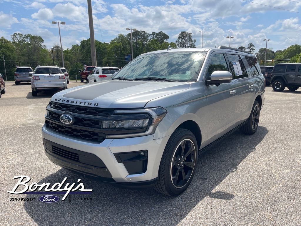Used 2024 Ford Expedition Max Limited image 3