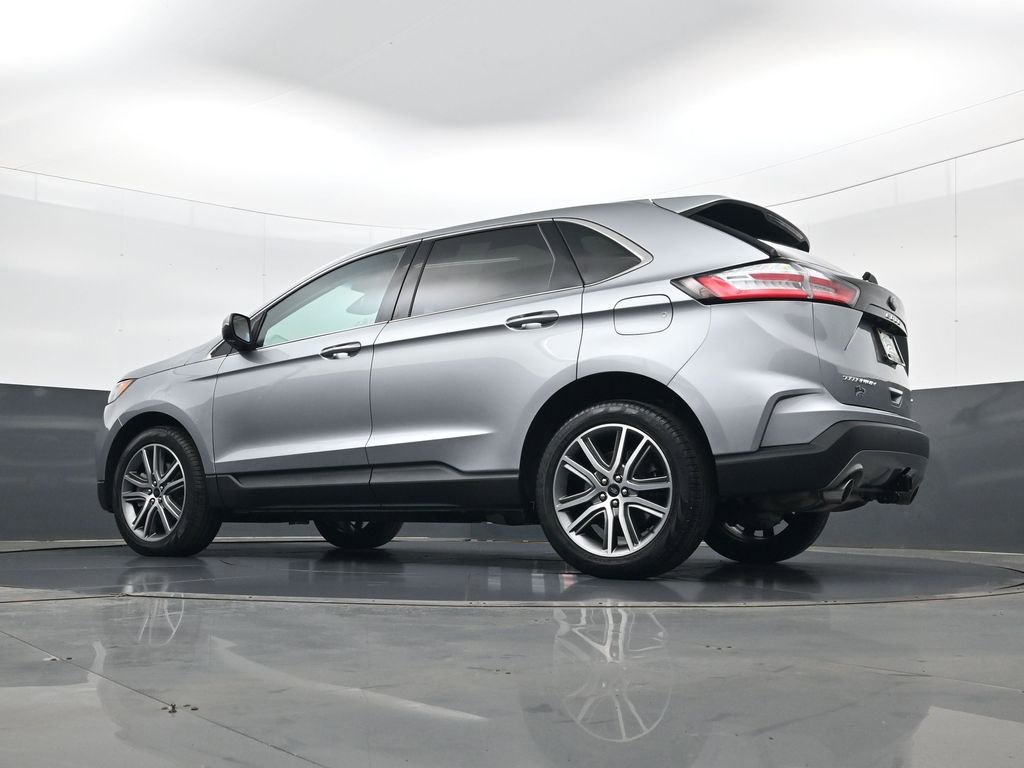 Used 2023 Ford Edge Titanium w/ Class II Trailer Tow Package AWD/4WD image 27