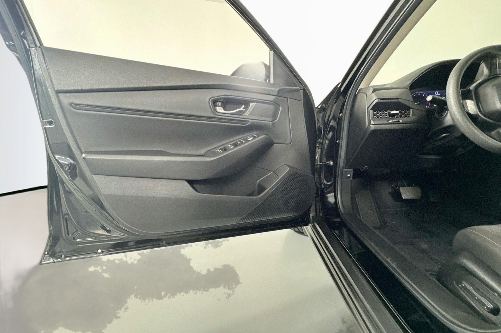 Used 2024 Honda Accord EX image 21