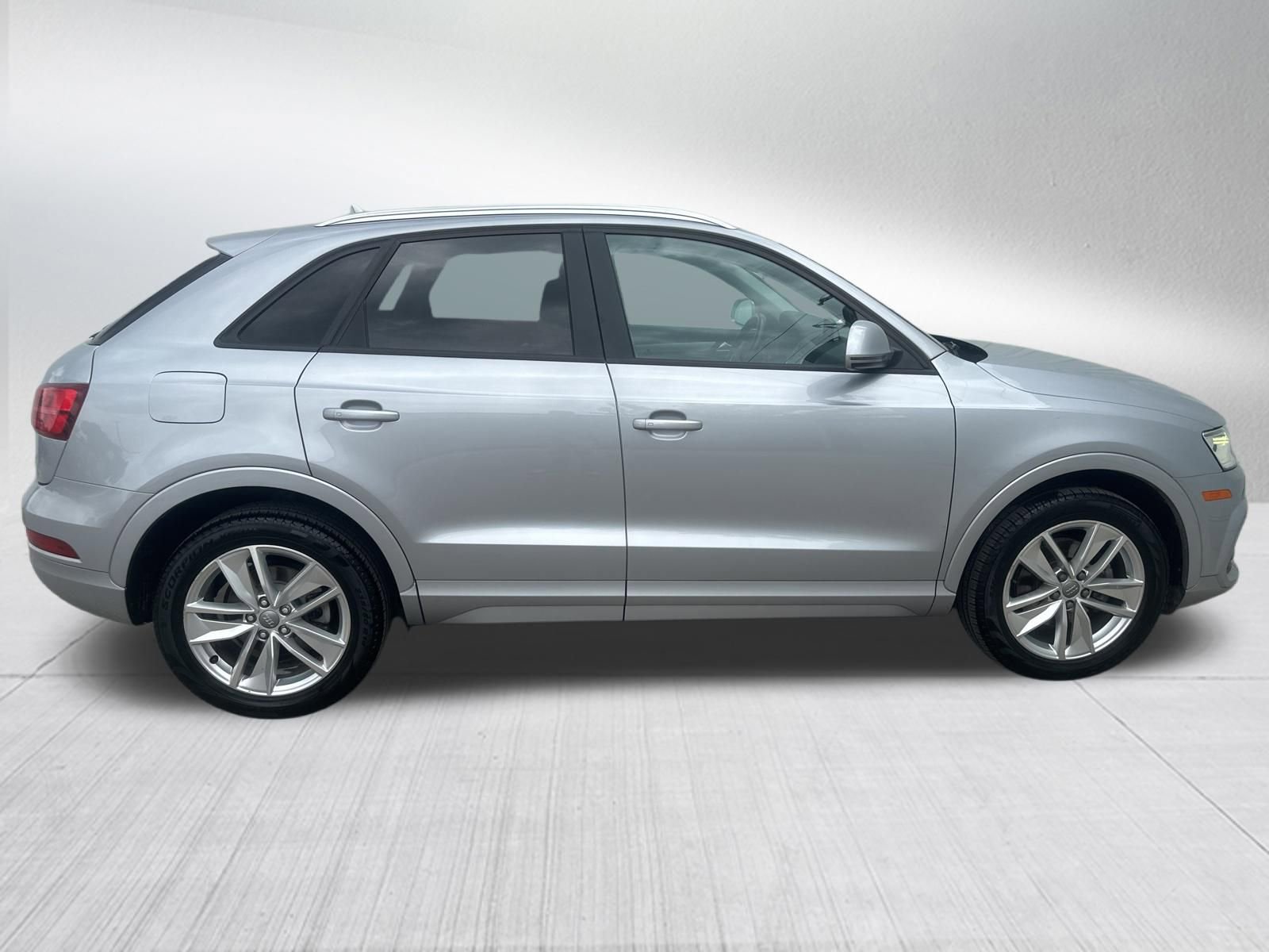 Used 2017 Audi Q3 2.0T Premium image 5