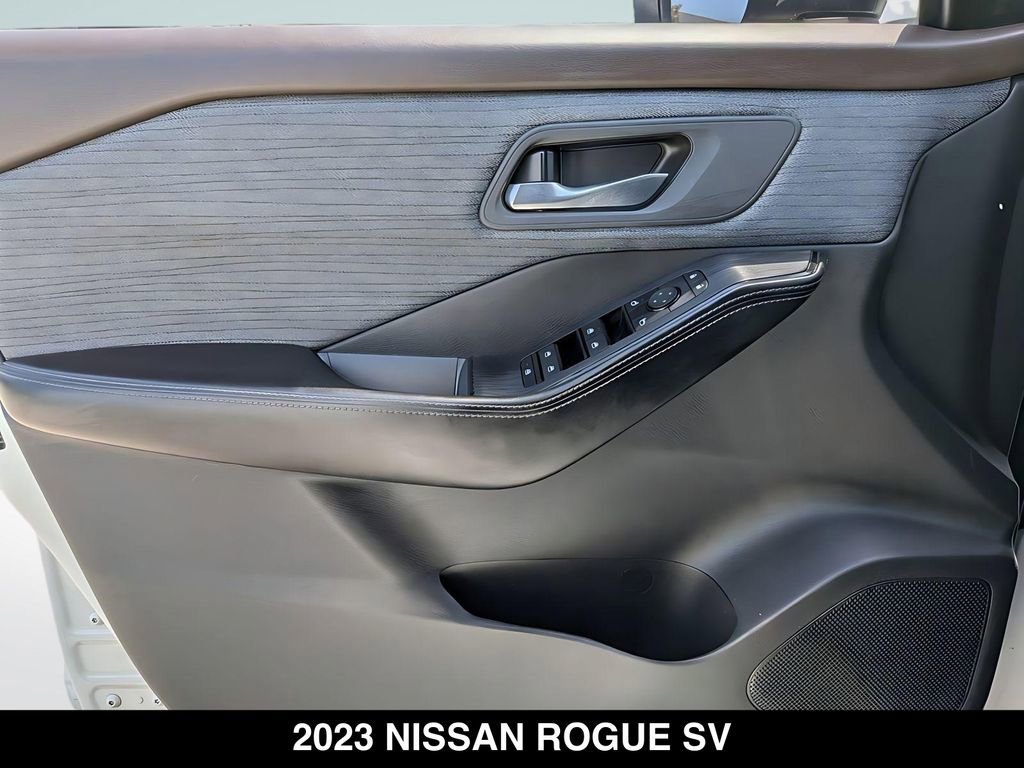 Used 2023 Nissan Rogue SV FWD image 23