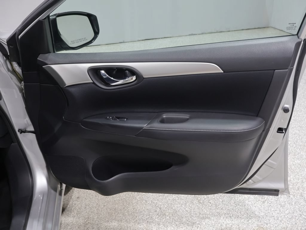 Used 2016 Nissan Sentra S FWD image 20