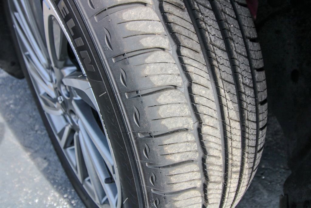 Used 2023 Lincoln Corsair Reserve AWD/4WD image 6