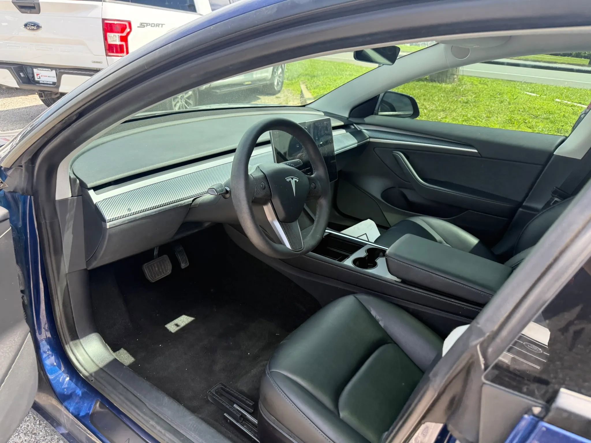 Used 2022 Tesla Model 3 Long Range AWD/4WD image 5