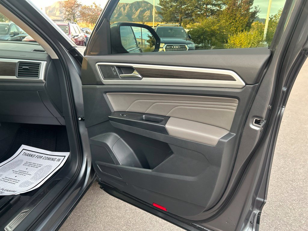Used 2021 Volkswagen Atlas SE w/ Panoramic Sunroof Package AWD/4WD image 10
