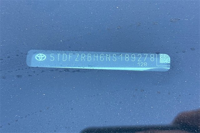 Used 2022 Toyota Highlander Platinum image 8